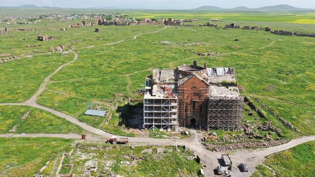 Anadolu'da ilk cuma namazının kılındığı cami!