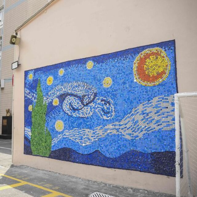 Atık kapaklardan Vincent van Gogh'un tablosuna