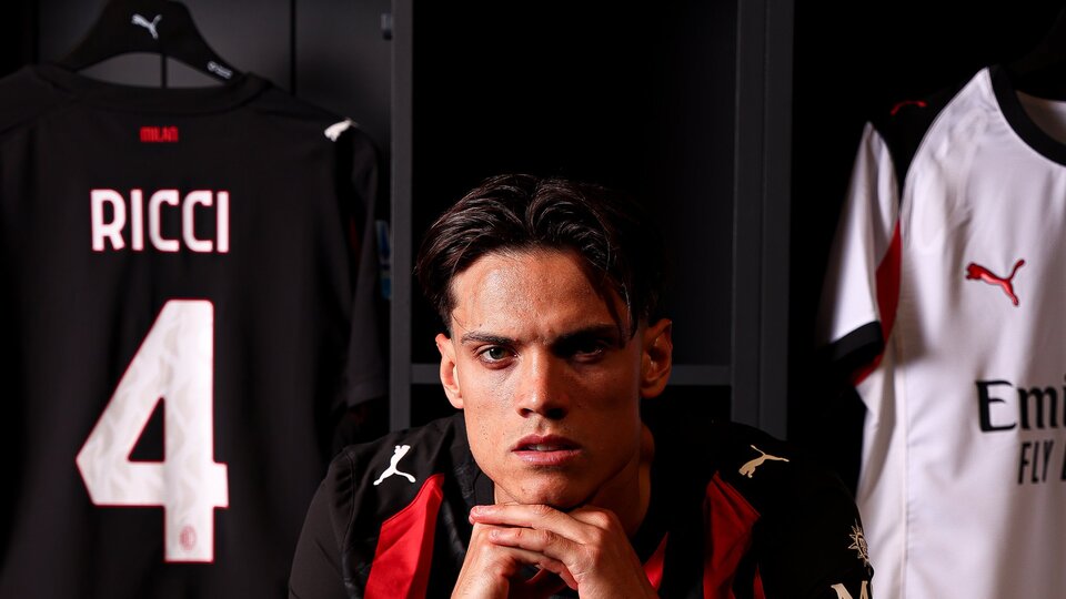 Milan, Samuele Ricci'yi duyurdu!