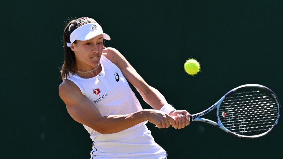 Ünlülerden tebrik yağdı