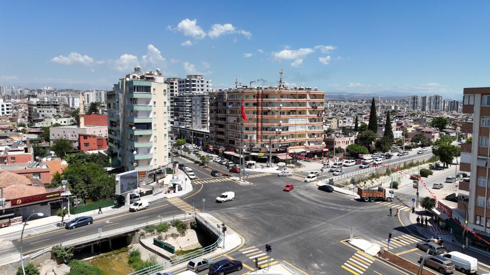 Büyükşehir'den Tarsus'ta trafiği rahatlatan düzenleme