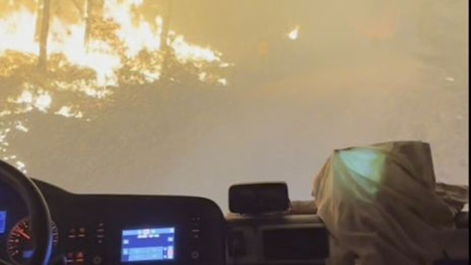 Alev kapanında: Öleceksek birlikte öleceğiz