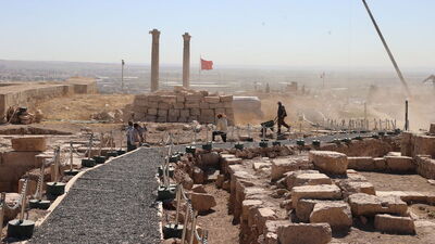 Urfa Kalesi'nde önemli keşif! İlk kez rastladılar