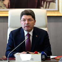 Bakan Tunç'tan belediyelere yolsuzluk soruşturmasına ilişkin açıklama