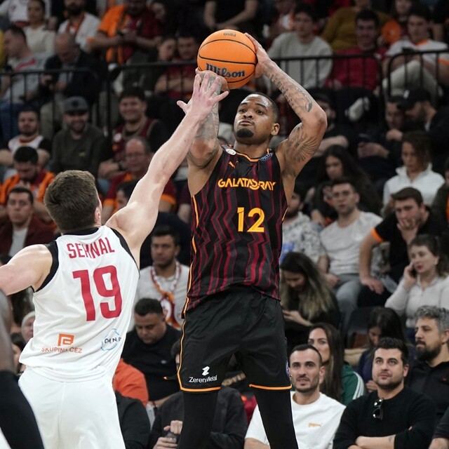 James Palmer Jr. G.Saray'da kaldı!