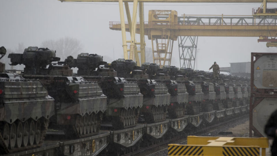 "Almanya savunmaya 25 milyar euro tahsis etmeye hazırlanıyor"