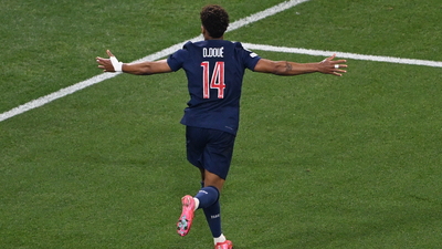 PSG Bayern'i eledi, yarı finalde!