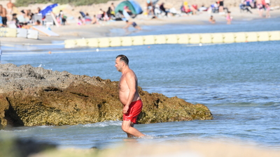 Eski eşiyle tatilde