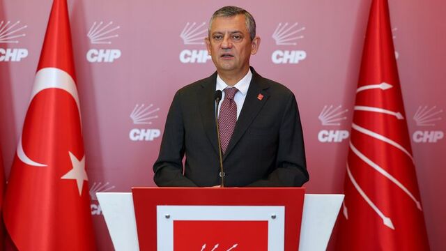 Özel'den Muhittin Böcek açıklaması