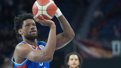 Anadolu Efes'te ayrılık: Daniel Oturu