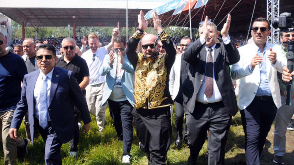 Ufuk Özünlü dev rakamla Kırkpınar Ağası!