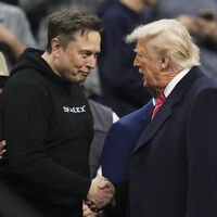 Trump'tan Musk'a: Tamamen raydan çıktı