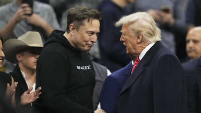 Trump'tan Musk'a: Tamamen raydan çıktı