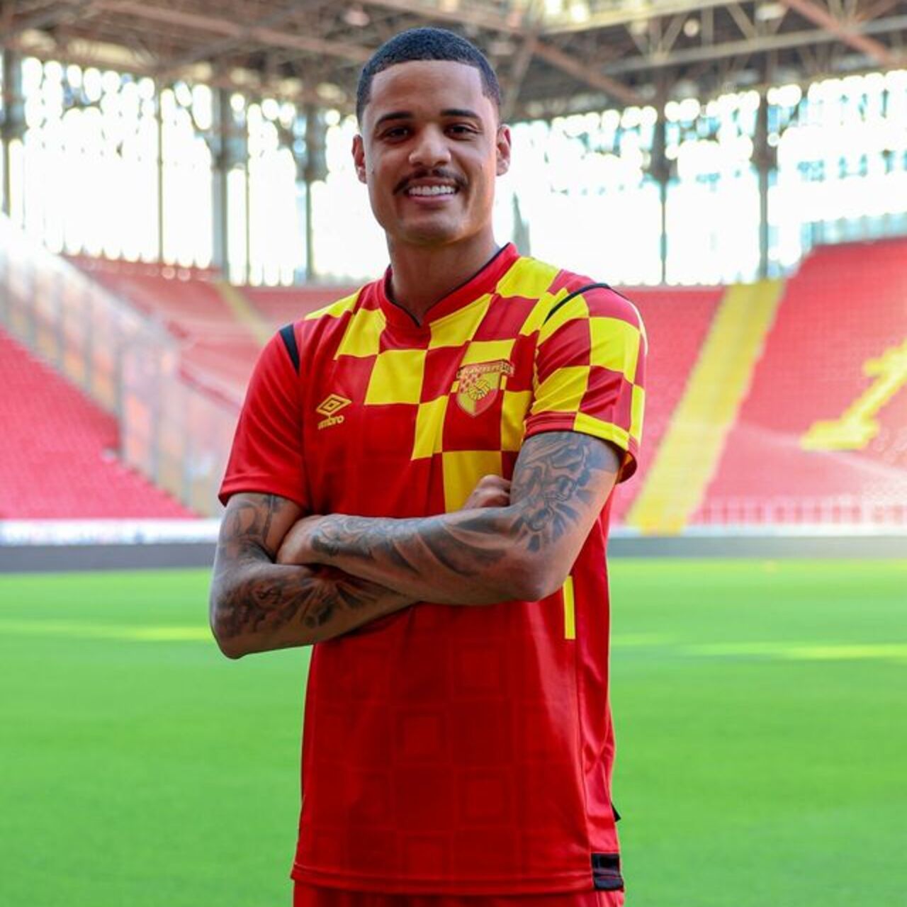 Göztepe'nin yeni transferi korkuttu!