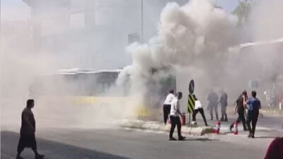 Sancaktepe'de İETT otobüsünde yangın