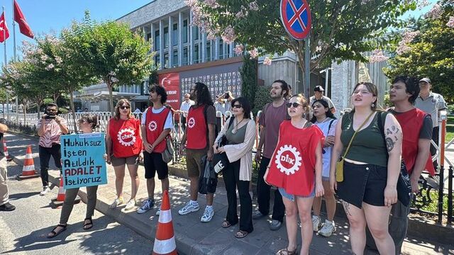 İBB BELTUR'da işten çıkarılan işçilere destek