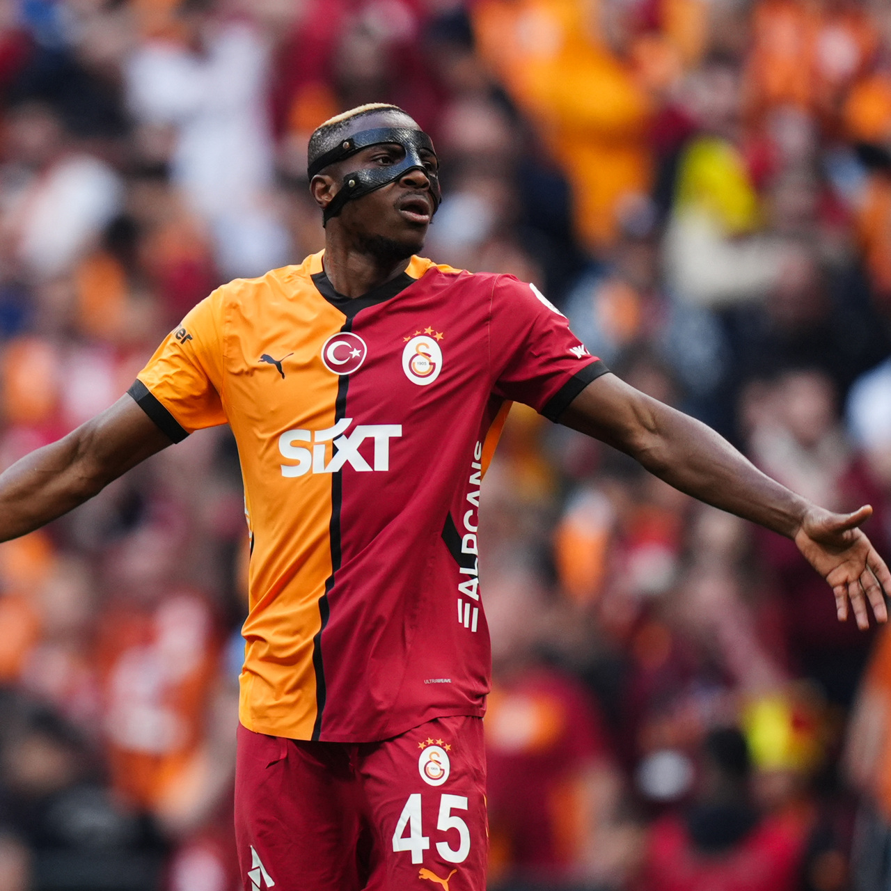 Rio Ferdinand’ın Osimhen şaşkınlığı: Galatasaray bu paraya alırsa…