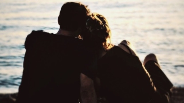 Yeni aşkın ilk fotoğrafı