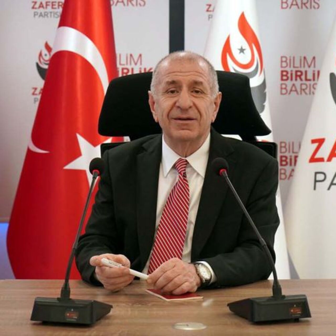 Ümit Özdağ MİT davasından beraat etti