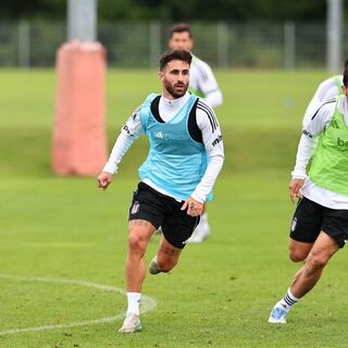 Beşiktaş, günü akşam antrenmanıyla tamamladı! - HT Spor