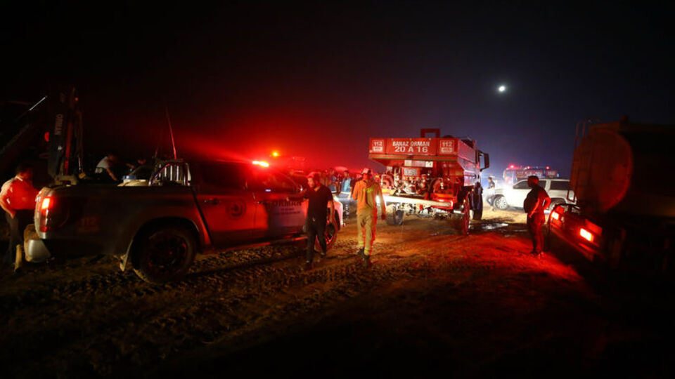 Uşak ve Manisa'daki yangınlar kontrol altında