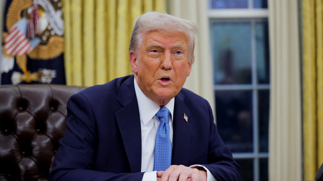 "Trump, Moskova'yı bombalamakla tehdit etti"