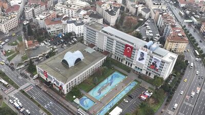 İBB'ye yolsuzluk soruşturmasında 10 gözaltı