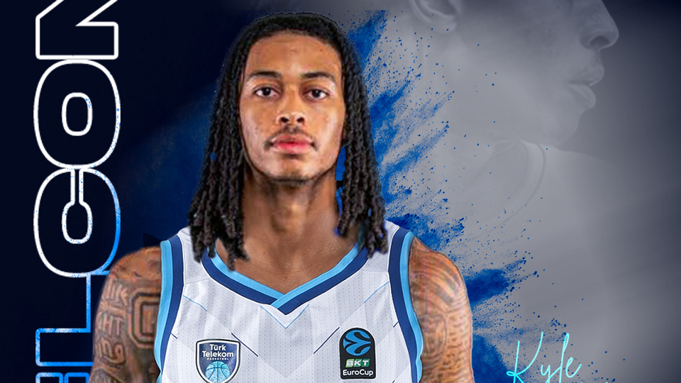 Türk Telekom'dan çifte transfer!