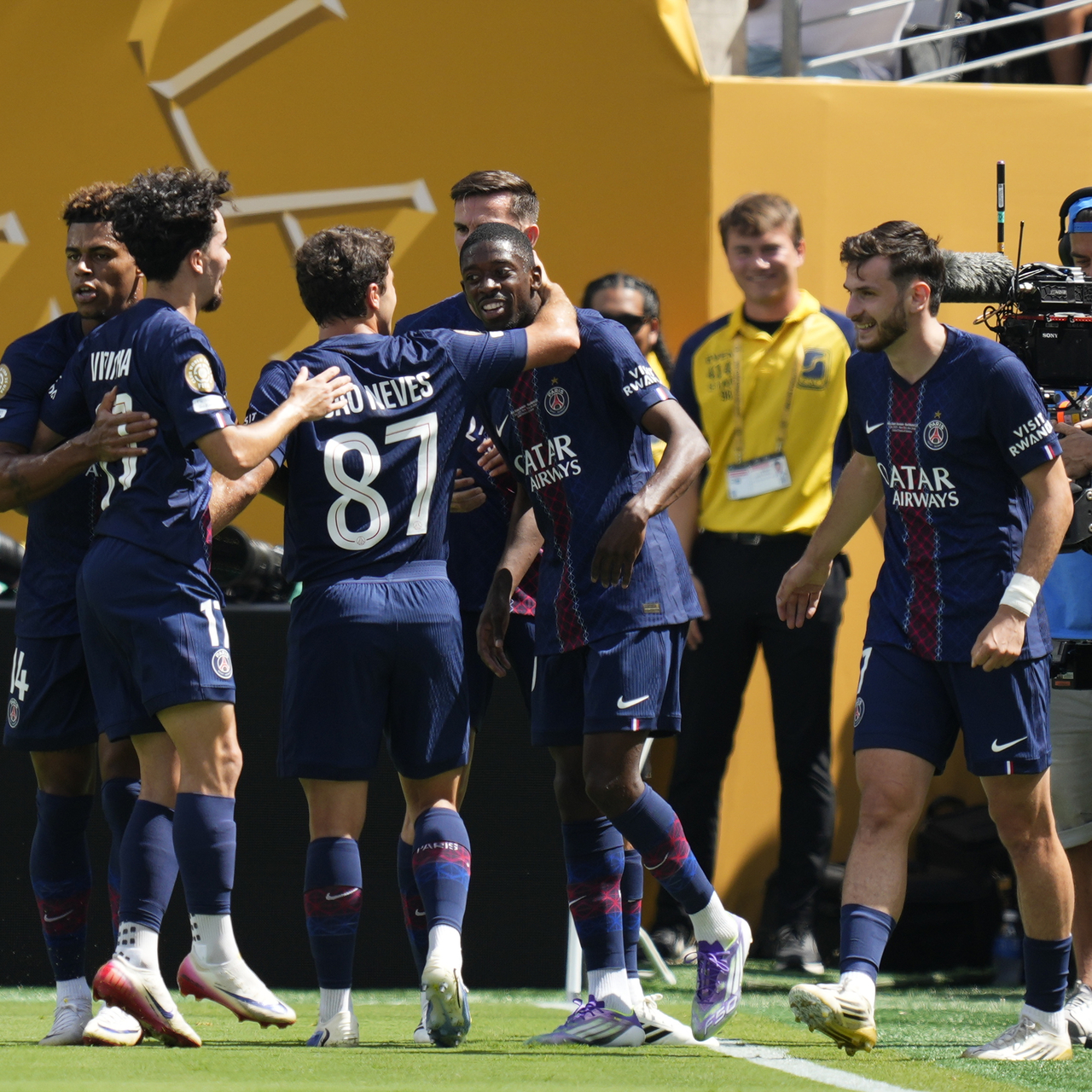 Paris Saint-Germain, Real Madrid'i dağıttı!