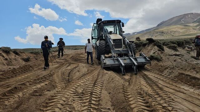 Süphan'da dağcılar için yol çalışması