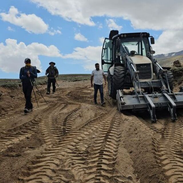 Süphan'da dağcılar için yol çalışması