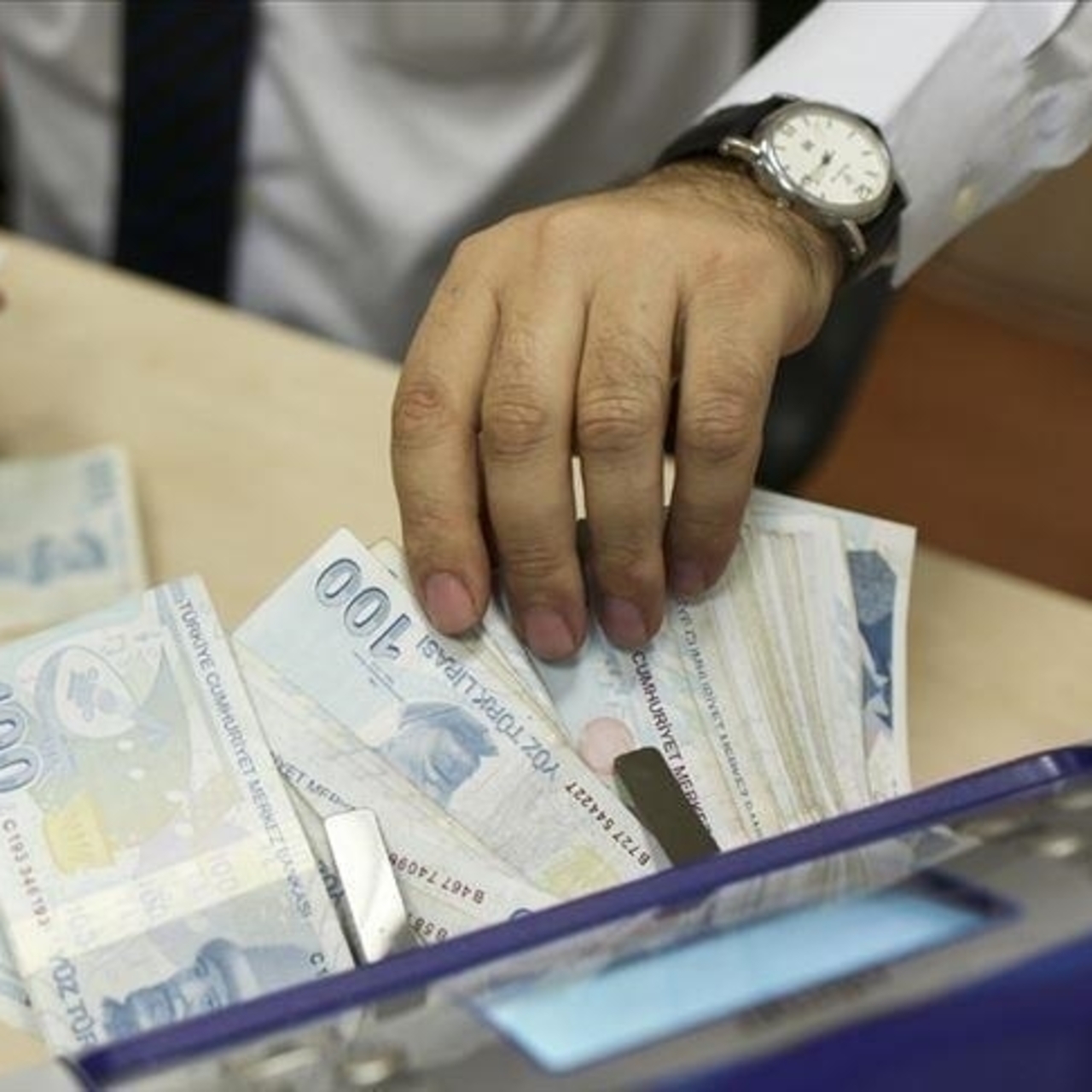 Bankacılığın mevduatı geriledi
