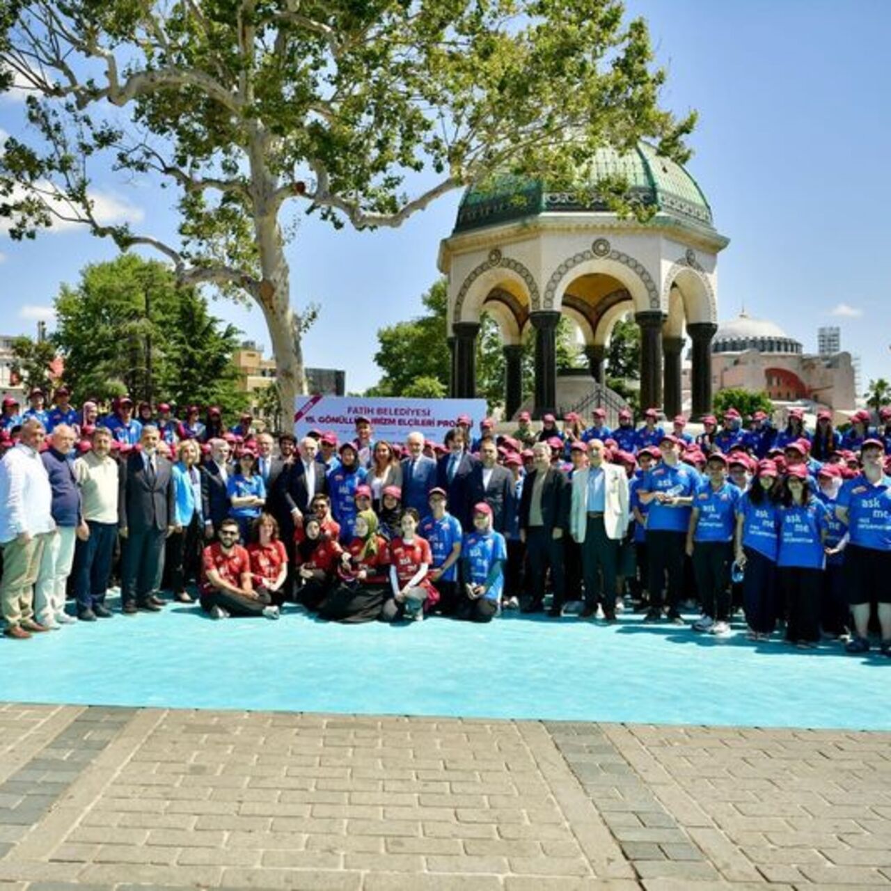 Fatih'te turizm elçileri göreve başladı