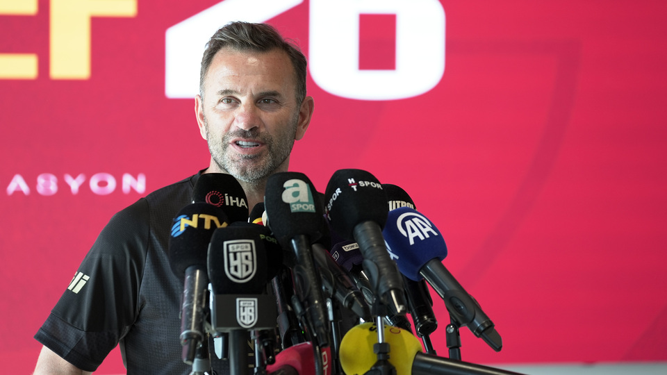 Okan Buruk'tan Osimhen ve Hakan açıklaması!