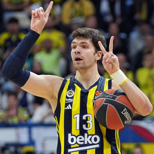Tarık Biberovic 3 yıl daha Fenerbahçe'de!