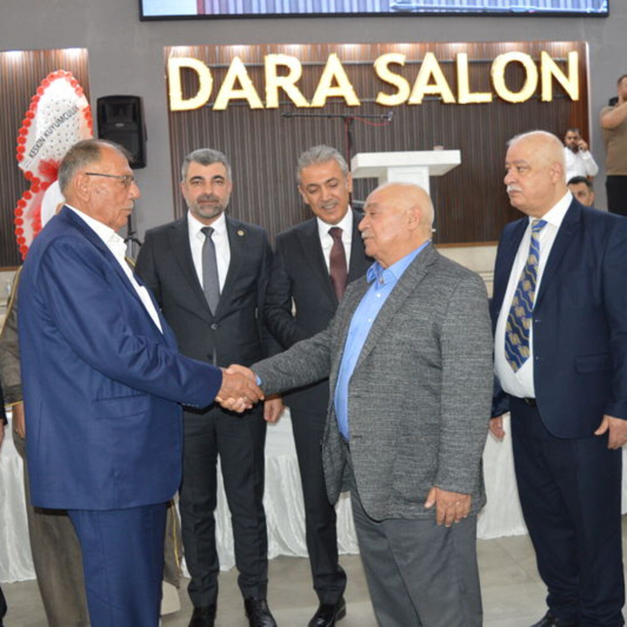 8 yıllık husumet törenle sona erdi