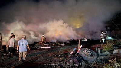 Eyüpsultan'da lastik deposunda yangın