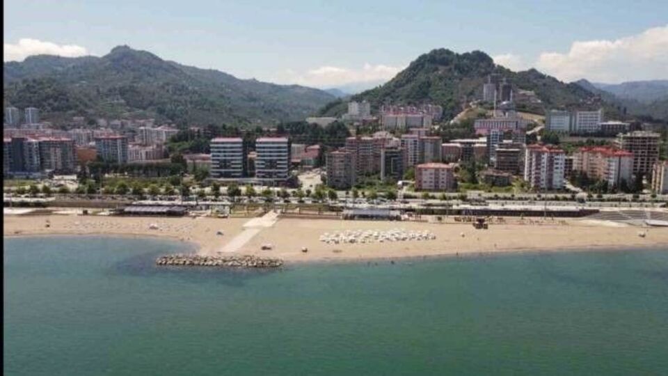 Giresun plajlarında deniz suyu temiz mi?