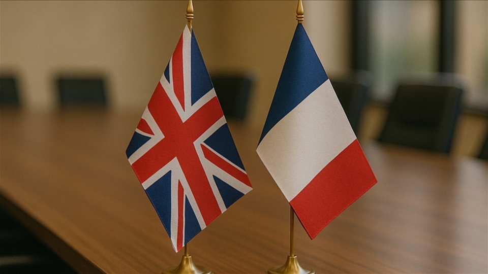 Fransa ve İngiltere arasında 'göçmen takası' problemi