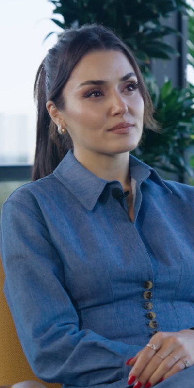 Gözyaşlarını zor tuttu