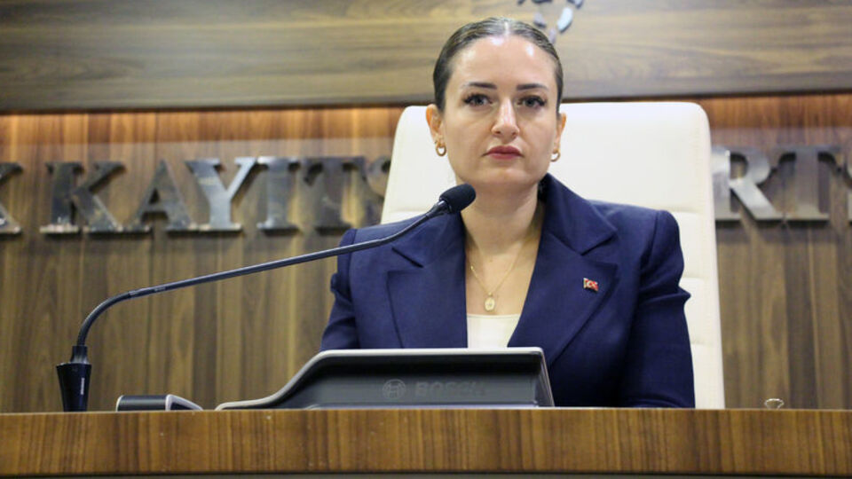 Antalya'da Başkanvekilliğine Büşra Özdemir seçildi