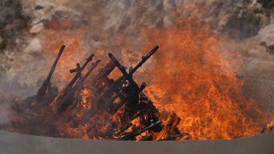 Silah bırakma süreci dış basında