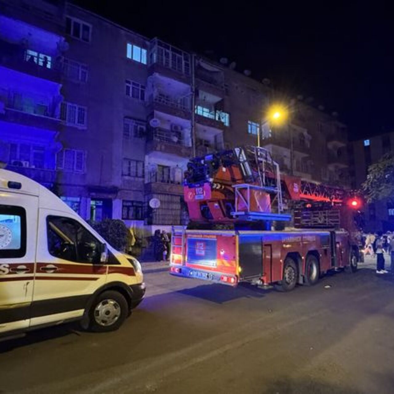 5 katlı bina tahliye edildi