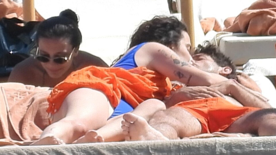 Şezlongta romantizm