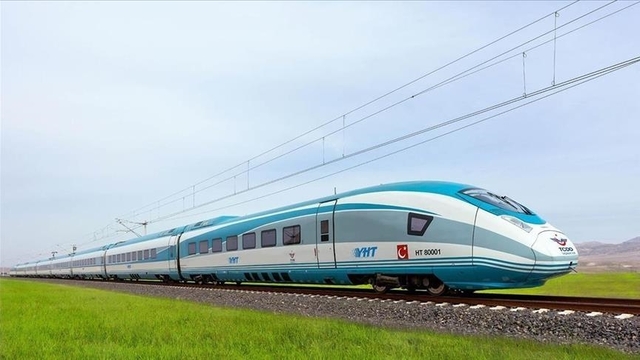 YHT'lere yaz tatili düzenlemesi