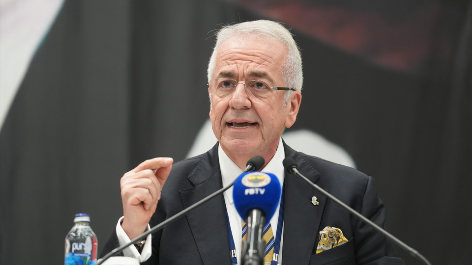 Fenerbahçe'de istifa: Erol Bilecik