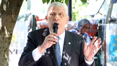 "Cumhuriyet değerlerimizi koruyacağız"