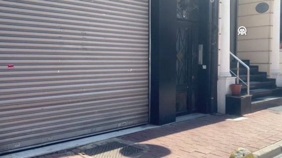 İstanbul'da ofiste başından vuruldu