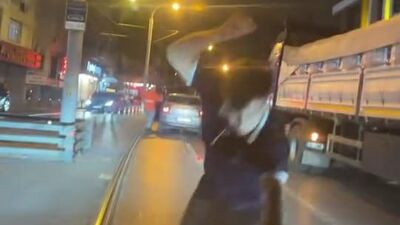 Güngören'de yol verme kavgası!