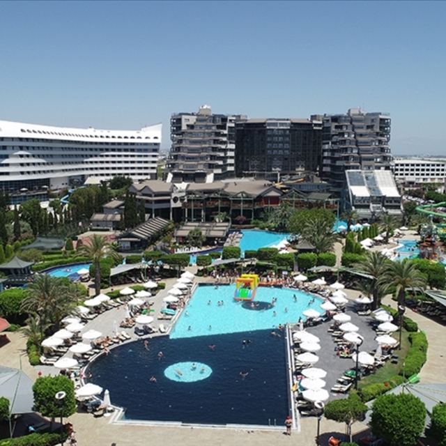 Turizmde 'haftalık tatil kararı' ne getirecek?